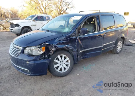 2014 Chrysler Town & Country Touring z USA, uszkodzony, nr VIN 2C4RC1BG1ER448985